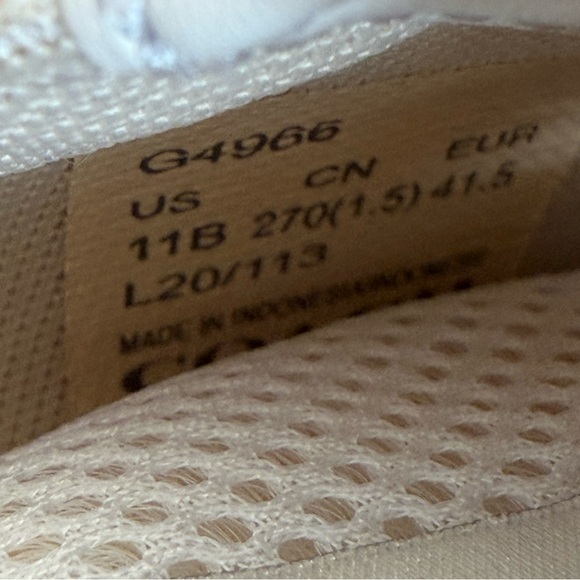 Coach Clip Low Top Leather Sneakers in Chalk/Khaki sz 11 - Picture 11 of 15